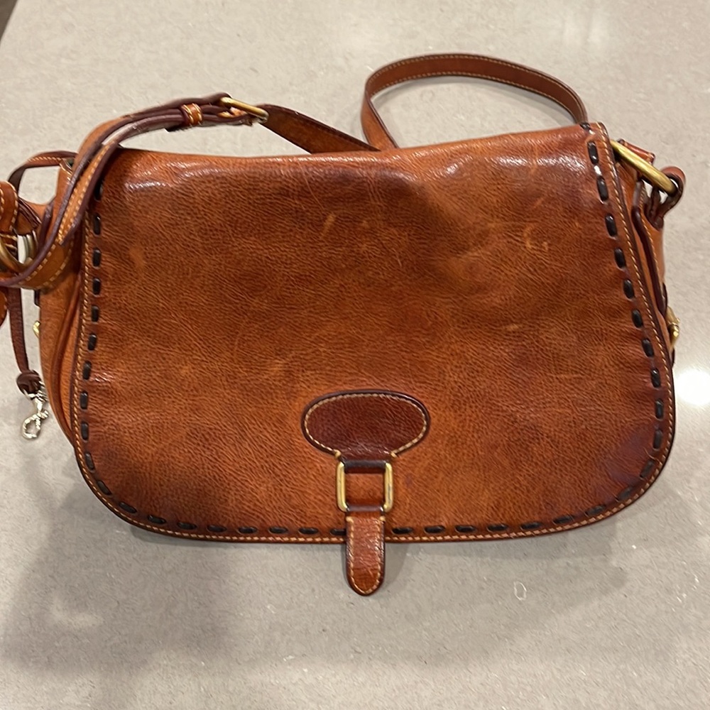 Dooney & Bourke pure leather hand bag with long strap and key holder